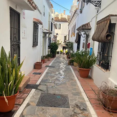 Casa de Férias Old Town Charming Retreat With Sunny Terrace *